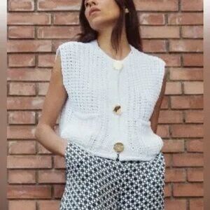 Zara Knit Oversized Sweater Vest